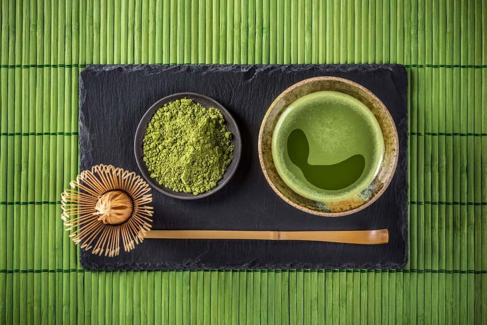 Japanese tea ceremony setting, Matcha green tea - Organifi Green Drink Review