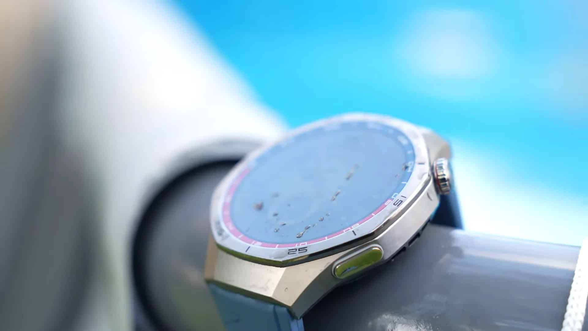 A close-up of the titanium alloy body of the HUAWEI WATCH GT 5 PRO