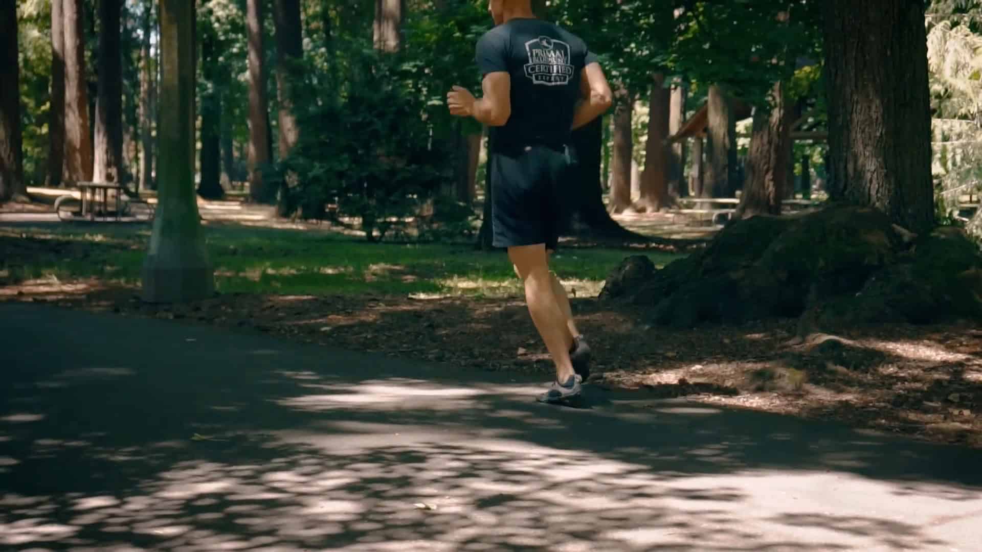 Demonstrating lazy foot technique