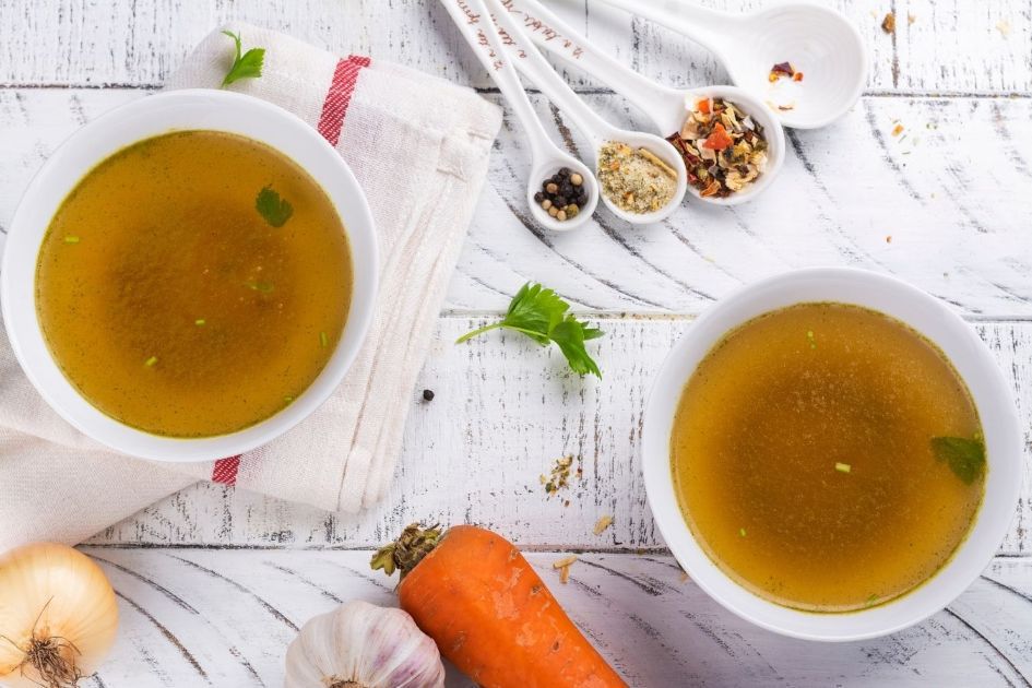 Bone broth helps to improve digestion