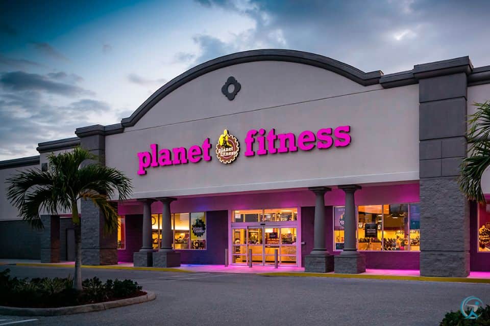 what time does Planet Fitness Close?