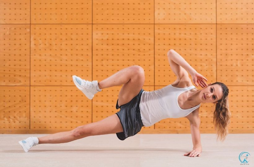 Side Planks with Leg Lift