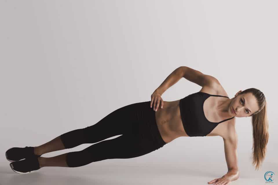 Bodyweight Exercises To Improve Your Core - Side planks