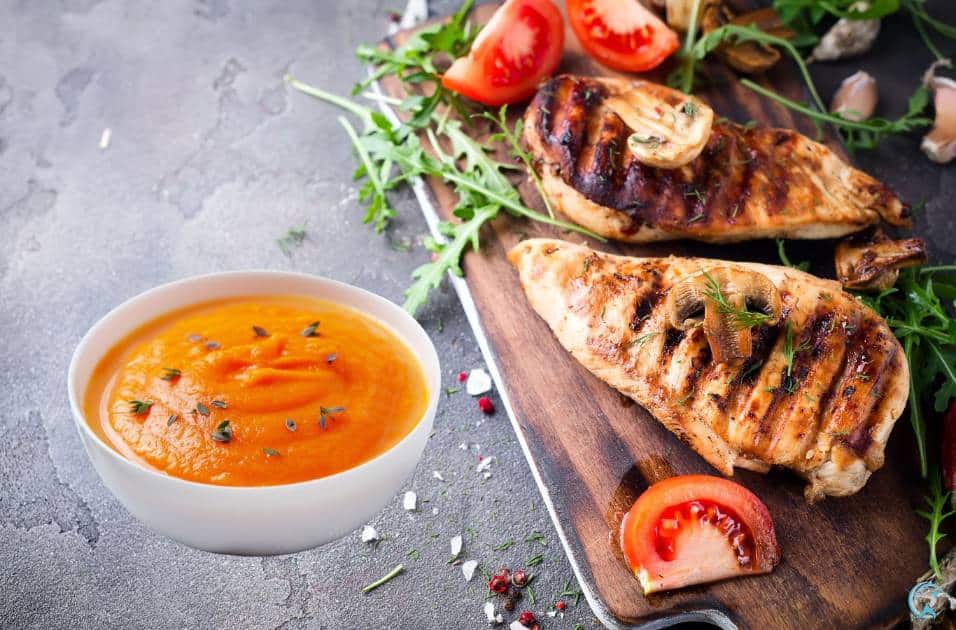 Skinny chicken breasts with sweet potato puree