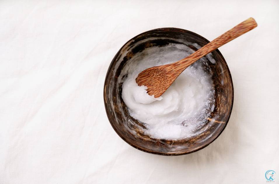 Coconut oil supports healthy thyroid health