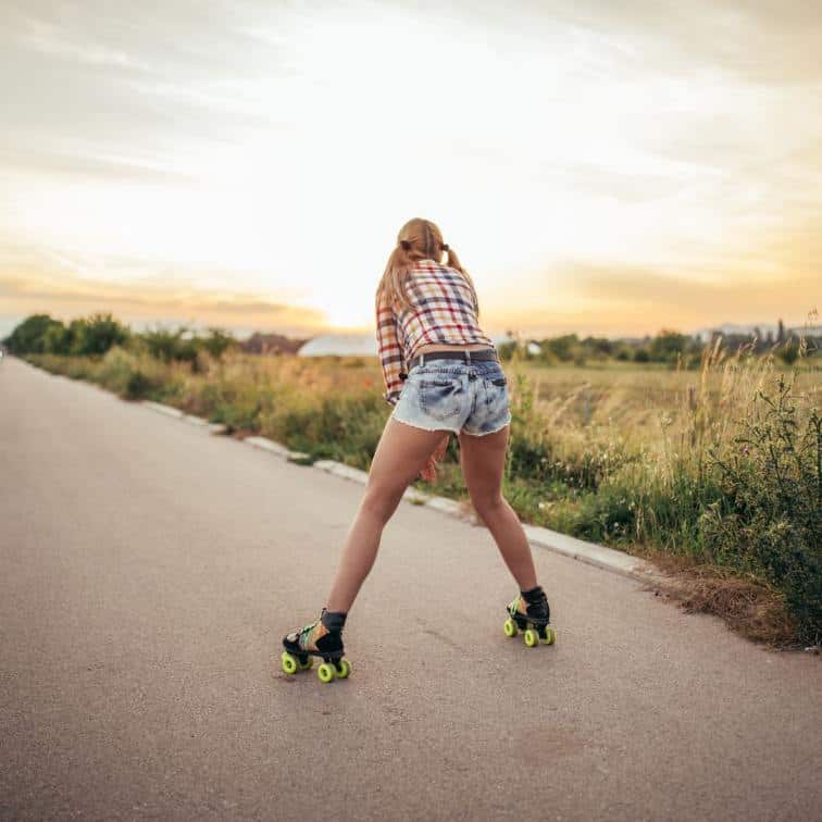 Why is roller skating a great way to lose weight?