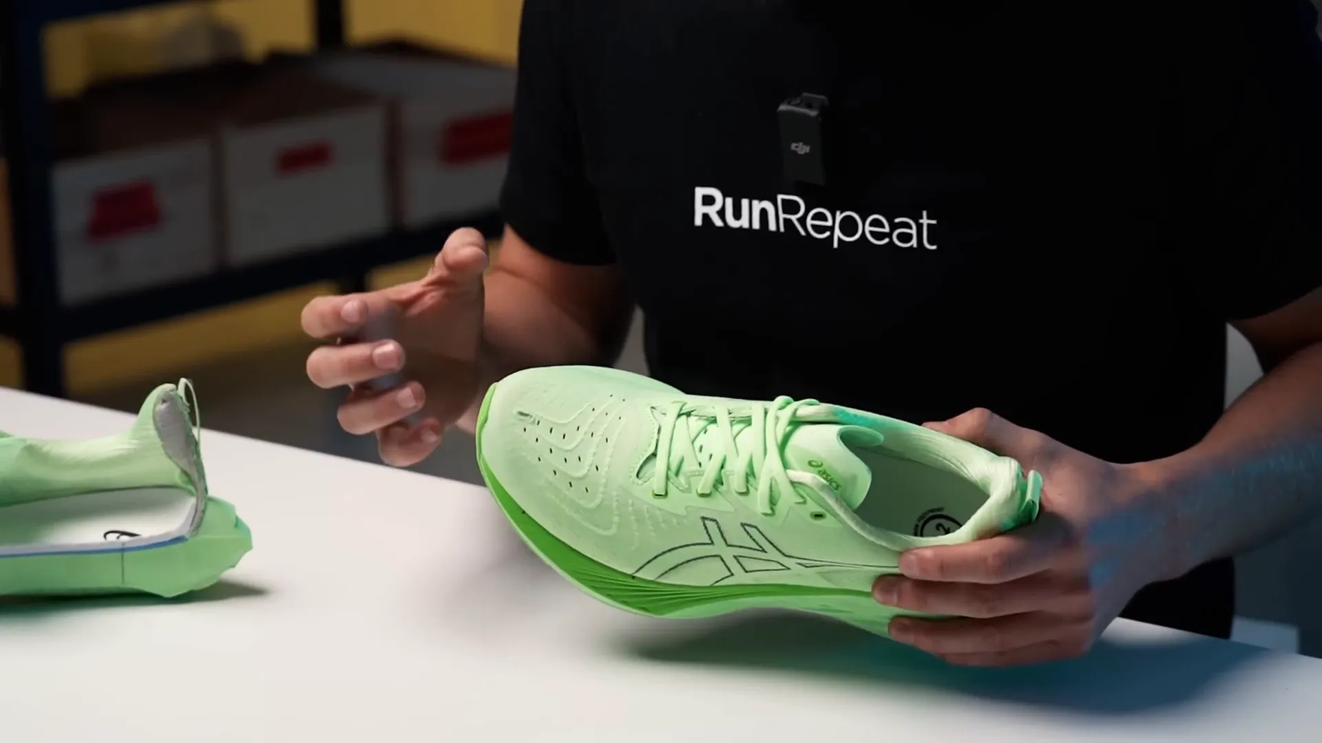 Breathability test of ASICS Novablast 4 upper